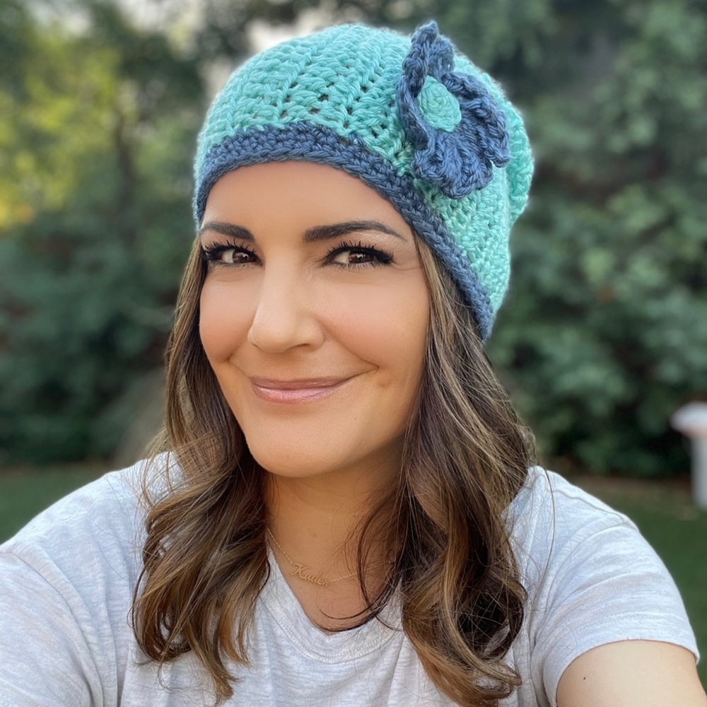 LittleLotusShop is LIVE!!! Like this post to be notified when I go live:))